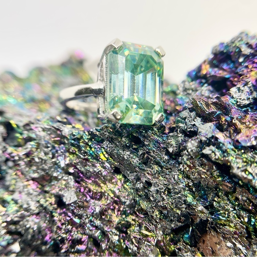 Emerald Cut Moissanite Ring Vivid Blue Green Cocktail Wedding Ring 10 Ct - Picture 11 of 13